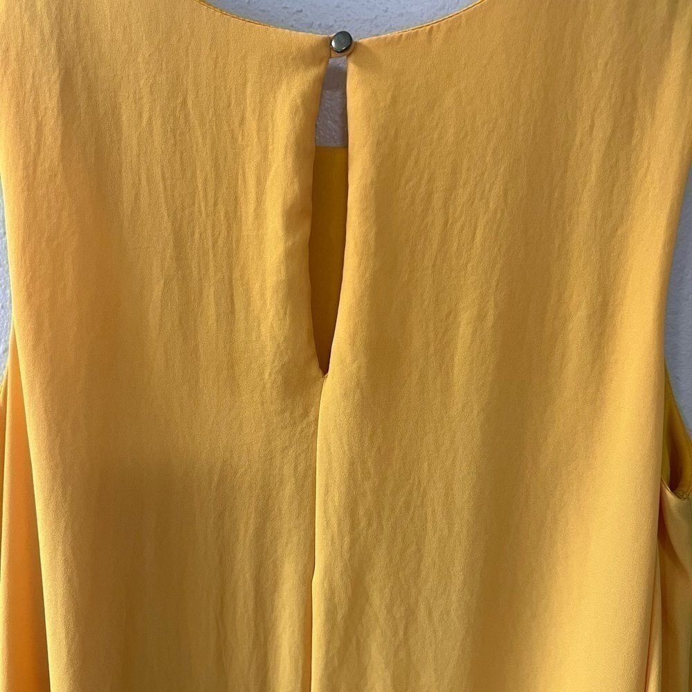 Everly Yellow Above Knee Dress Size M  Knee Length - Picture 7 of 8